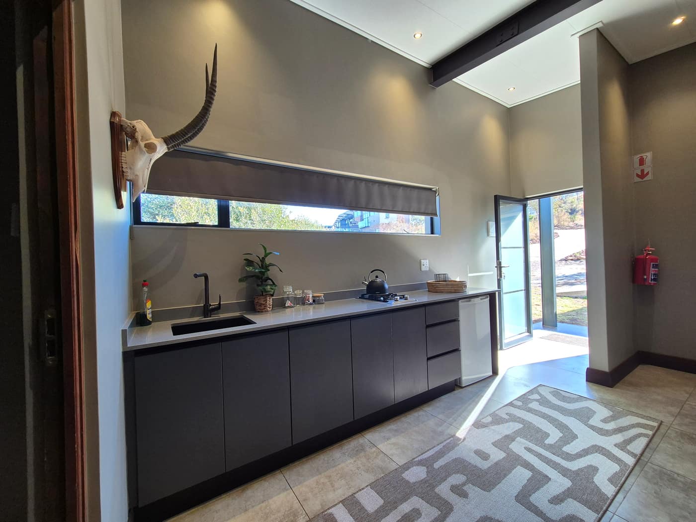 Iketla Cottage 1 exterior